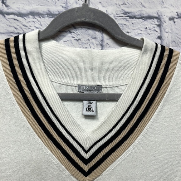 IZOD Woman’s Gold Sweater Vest - Picture 3 of 5